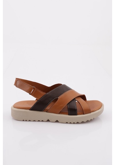 Dgn 3036kadin Bilekten Bağlamali Çapraz Bantli Kalin Taban Sandalet 3036-207-R1766 Kahverengi - Taba Dgn 3036kadin Bilekten Bağlamali Çapraz Bantli Kalin Taban Sandalet 3036-207-R1766 Kahverengi - Taba
