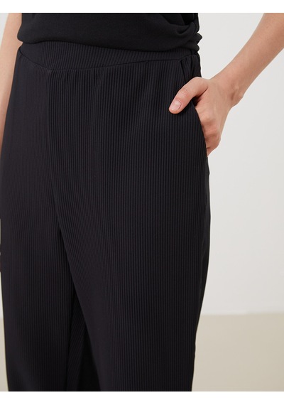 Lcw Modest Siyah Beli Lastikli Dokulu Havuç Kesim Kadın Pantolon