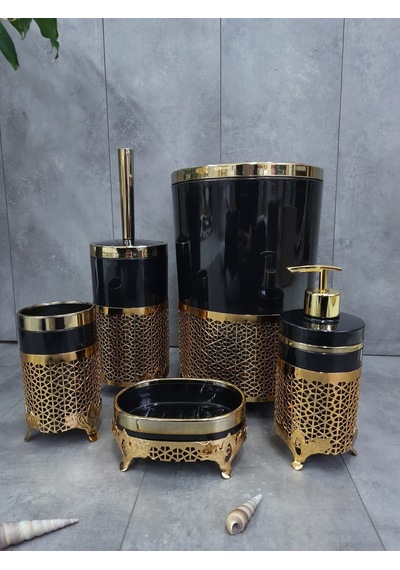 Avangard Siyah Üzeri Gold İşlemeli 5'li Banyo Seti Siyah