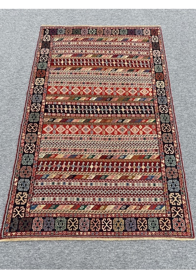 El Dokuması İran Kilimi 126x200 Renkli Motifli Yün Kilim