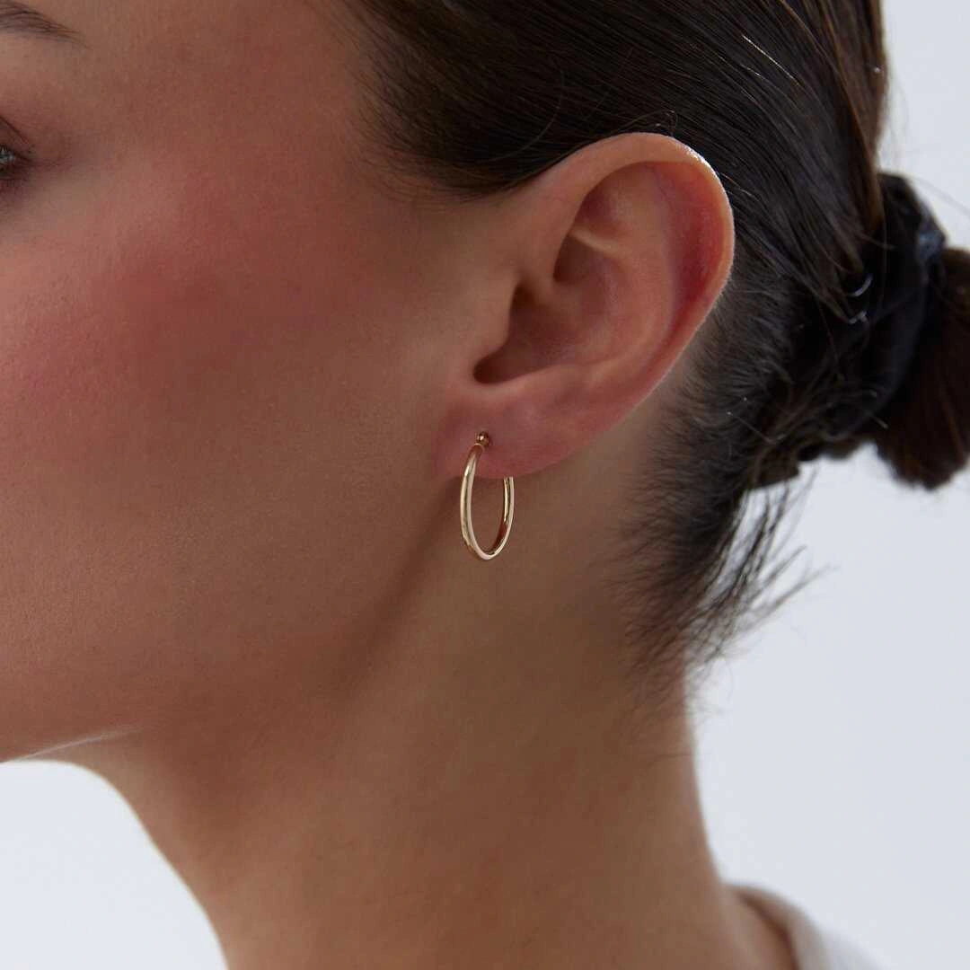 Medium 2mm Oval Boru Halka Küpe