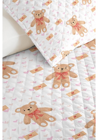 Evimde Bambaşka Ayıcıklı Pembe Kız Çocuk Pike Takımı - Kalpli Bej Bebek Odası Mevsimlik Yatak Örtüsü - 160x220 CM Evimde Bambaşka Ayıcıklı Pembe Kız Çocuk Pike Takımı - Kalpli Bej Bebek Odası Mevsimlik Yatak Örtüsü - 160x220 CM