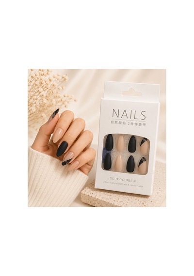 Zelüx - Siyah Tonlu - 24 Adet Yapıştırma Tırnak Sanatı Seti Nail Art