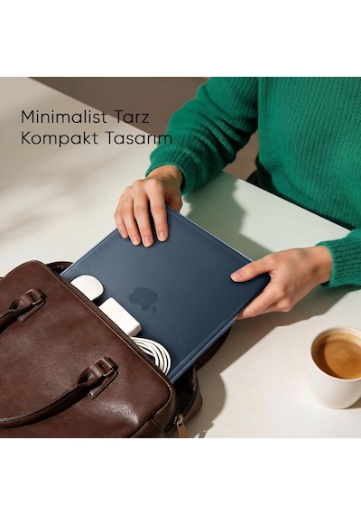Macbook Air M5/m4/m3/m2 13.6 İnç İle Uyumlu Mat Kılıf Köşe Korumalı Ve Şeffaf Çizgi Detaylı Tasarım 2026/2025/2024/2023/2022 A3449 - A3240 - A3113 - A2681 Mavi Şeffaf Belirtilmemiş