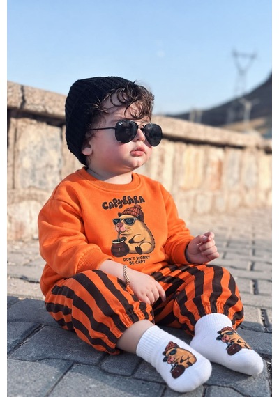 Minigimin Cicileri Kapi Baskılı Çizgili Pantolonlu Çoraplı Erkek Çocuk 3 Lü Takım - Turuncu Minigimin Cicileri Kapi Baskılı Çizgili Pantolonlu Çoraplı Erkek Çocuk 3 Lü Takım - Turuncu