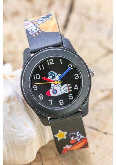 Astronot Desenli Erkek Çocuk Unisex Kol Saati Siyah Rakamlı Saat St-304426