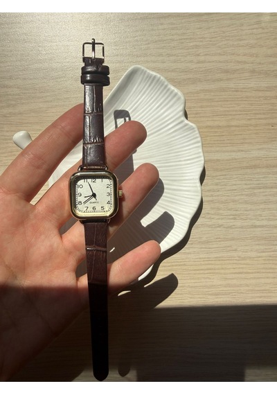 Minimal Deri Kordon Kadın Kol Saati Acı Kahverengi Altın