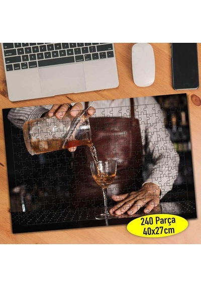 Kokteyl Hazırlayan Barmen 240 Parça Puzzle Yapboz-112759061