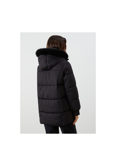 LC Waikiki Alıta Cıty Farkıyla Lcw Vision Siyah Düz Loose & Bol Kadın Şişme Mont Siyah - 929815501 Siyah LC Waikiki Alıta Cıty Farkıyla Lcw Vision Siyah Düz Loose & Bol Kadın Şişme Mont Siyah - 929815501 Siyah