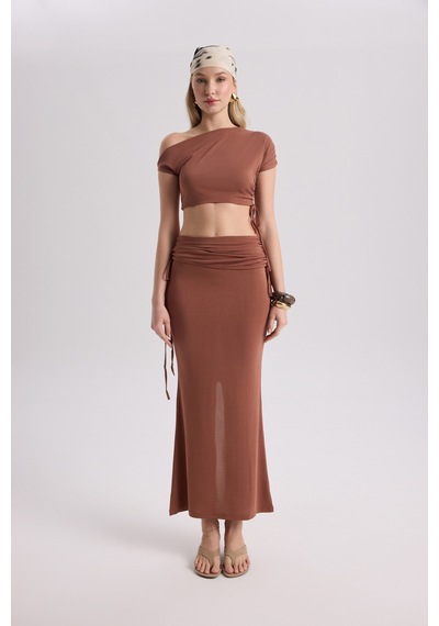 Mai Collection Mai Studios Co. Ivan Büzgülü Kahve Crop Etek Takım Kahve Mai Collection Mai Studios Co. Ivan Büzgülü Kahve Crop Etek Takım Kahve