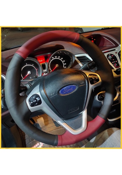 Ford Fiesta Titanyum Kasa Araca Özel Direksiyon Kılıfı
