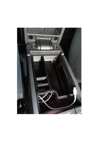 Mitsubishi Outlander Merkez Konsol Tepsisi