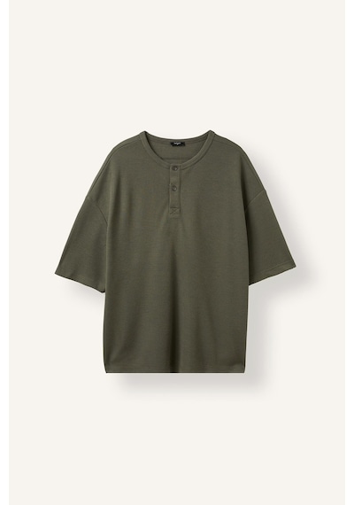 Defacto Slim Fit Waffle Dokulu Henley Yaka Kısa Kollu Basic Tişört I5881ax26hskh401 Haki-kh401