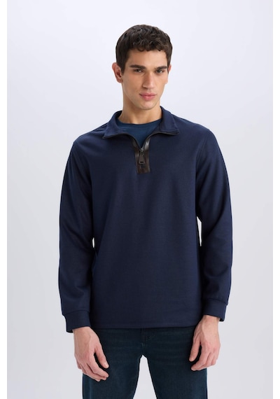 DeFacto Regular Fit Dik Yaka Yarım Fermuarlı Basic Düz Sweatshirt D7226AX25SPNV64