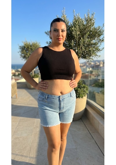 Zanessi Fashıon Büyük Beden Lastikli Yüksek Bel Yırtıklı Taşlı Cepli Kısa Denim Kadın Şort Mavi