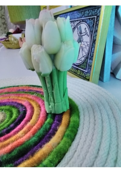 Lale Motifli Mum Sarı