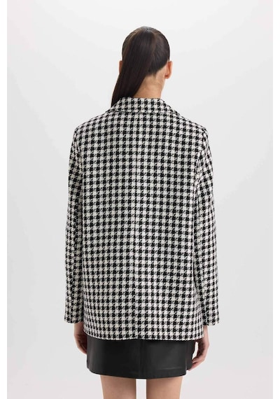 DeFacto Oversize Geniş Kalıp Ceket Yaka Düğmeli Tweed Desenli Blazer Ceket V2814AZ24AUBK81 Siyah DeFacto Oversize Geniş Kalıp Ceket Yaka Düğmeli Tweed Desenli Blazer Ceket V2814AZ24AUBK81 Siyah