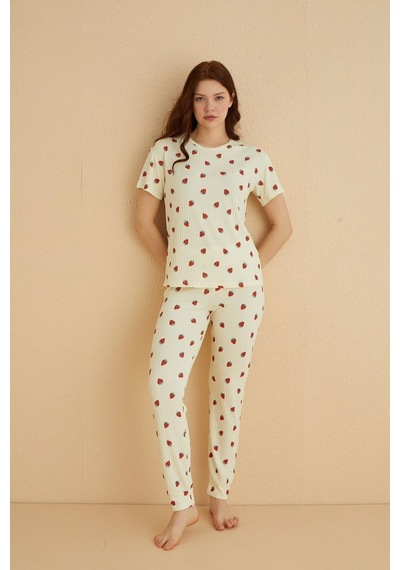 Farya Home Dreamy İpeksi Kaşkorse Çilek Desenli Kısa Kollu Pijama Takımı Sarı