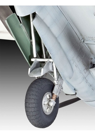 Revell Maket 1:32 De Havilland Mosquito 4758