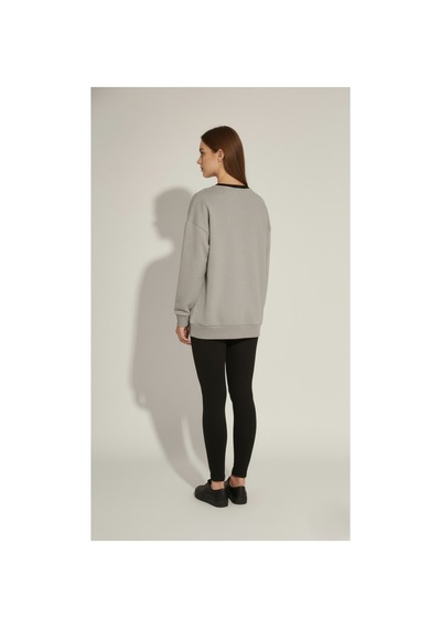 The Kadın Kedi Nakışlı Sweatshirt Rahat Kalıp 3 İplik Şardonsuz, Siyah & Gri Melanj Gri Melanj The Kadın Kedi Nakışlı Sweatshirt Rahat Kalıp 3 İplik Şardonsuz, Siyah & Gri Melanj Gri Melanj