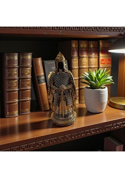 Zırhlı Asker Dekoratif Biblo Gold Detaylı Masa Üstü, Ofis & Kitaplık Heykeli