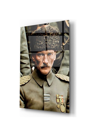 Atatürk Portresi Cam Tablo Dekoratif Duvar Tablosu Uv Baskılı Canlı Renkler Yatak Odası Ve Antre Doğum Günü Hediyesi 4mm Kırılmaz Cam