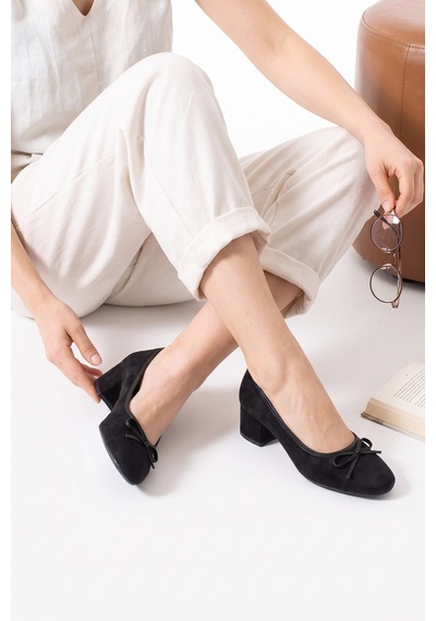 Luvi Shoes Leslıe Siyah Süet Fiyonklu Kadın Kalın Topuklu Ayakkabı