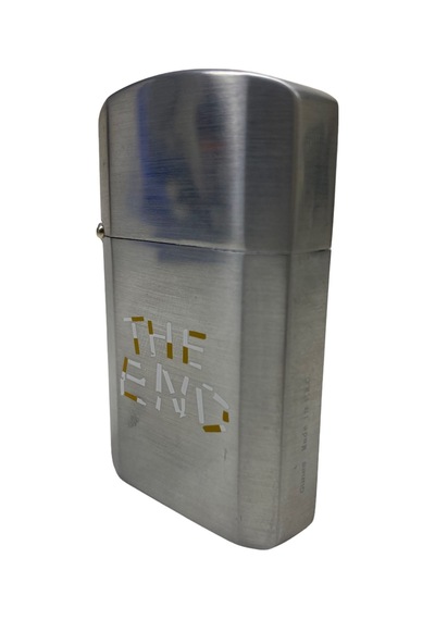 Lotus The End Yazı Baskılı Benzinli Metal Çakmak Gümüş Gri 309138
