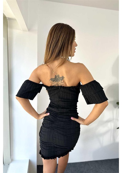 Fashion Cocktail Düşük Omuz Minik Kol Göğüs Korseli Drapeli Süper Esnek Doğal Kumaş Pedli Kokteyl Tüp Elbise Siyah Fashion Cocktail Düşük Omuz Minik Kol Göğüs Korseli Drapeli Süper Esnek Doğal Kumaş Pedli Kokteyl Tüp Elbise Siyah