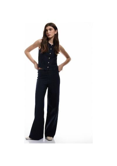 Koton Slim Fit Kolsuz Düğmeli Bisiklet Yaka Yelek Beyaz Çizgili 5sak30025ek Beyaz Çizgili Çok Renkli