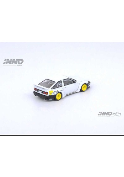 Inno 1/64 Toyota Corolla Trueno Ae86 "pandem / Rocket Bunny" White Beyaz