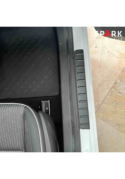 Renault Clio 5 2020- Yılı Ve Sonrası Uyumlu Kapı Eşiği 4 Parça
