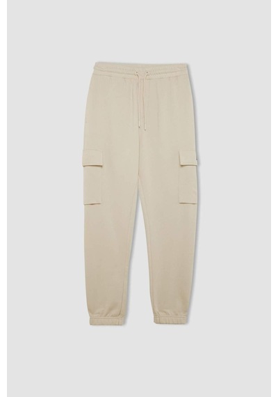 DeFacto Regular Fit Jogger Eşofman Altı Basic Düz Kargo Cepli Lastikli Paça D5252AX25SPBG155 DeFacto Regular Fit Jogger Eşofman Altı Basic Düz Kargo Cepli Lastikli Paça D5252AX25SPBG155