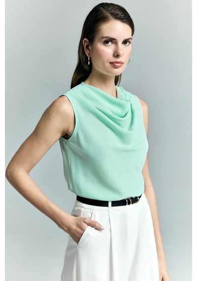 Degaje Yaka Kolsuz Bluz - Mint-136990 MİNT