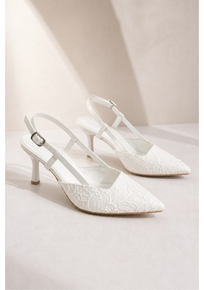 Lebibe Shoes Lısa Kadın Beyaz Sivri Burun 7 Cm Topuklu Çiçek Dantel Desenli Rugan Slingback Ayakkabı
