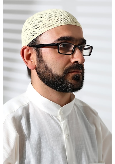 Makine Örgüsü Dantel Detaylı Namaz Takkesi Krem Krem