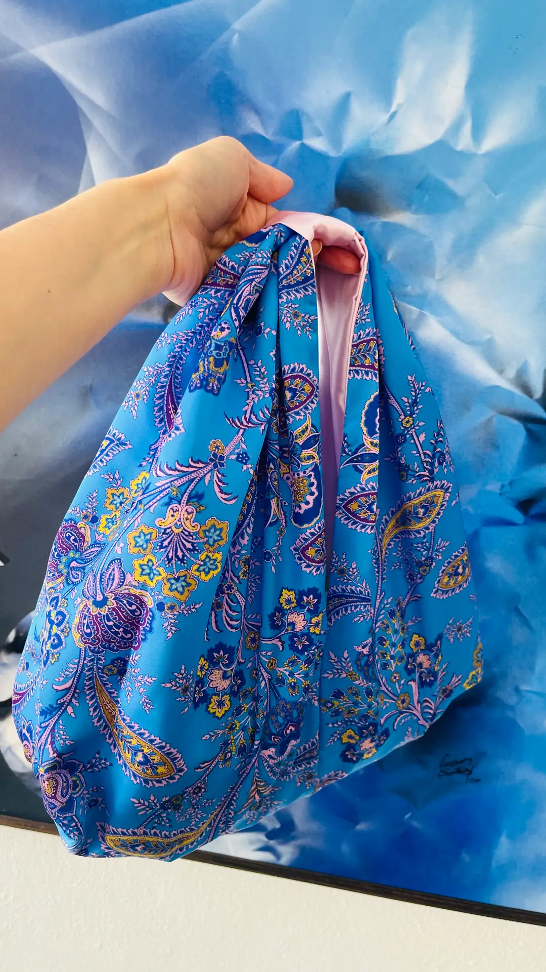 El'moda Alaçatı Serisi : Limited Edition Mavi Şal Desenli Çanta - Mavi Şal Desenli Pembe Saten Astarlı El Çantası Mavi - Pembe