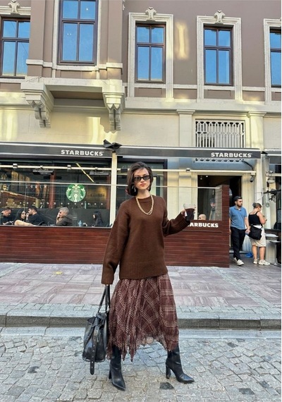 Desenli Asimetrik Etek Kahve