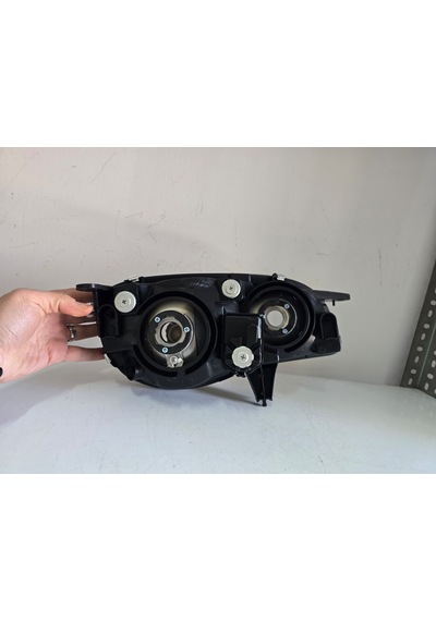 81150-1e420 Toyota Corolla Zz111 2000 2001 2002 Manuel Sol Far