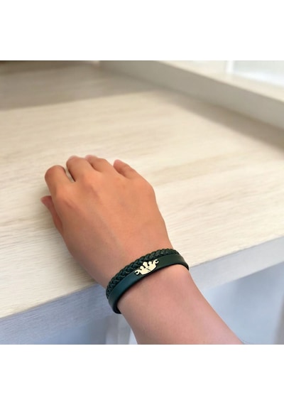 Archin X Harfine Özel Doğal Koyu Yeşil Derili Taç Figürlü 14 Ayar Altın Plakalı Hediye Bileklik-641harf X Archin X Harfine Özel Doğal Koyu Yeşil Derili Taç Figürlü 14 Ayar Altın Plakalı Hediye Bileklik-641harf X