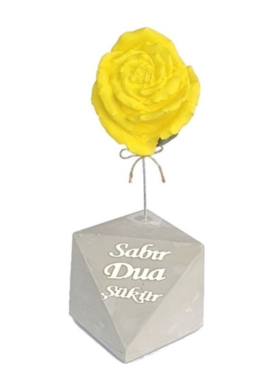 El Yapımı Dekoratif Sarı Gül Ve Sabır-şükür-dua Yazılı Taban Obje.