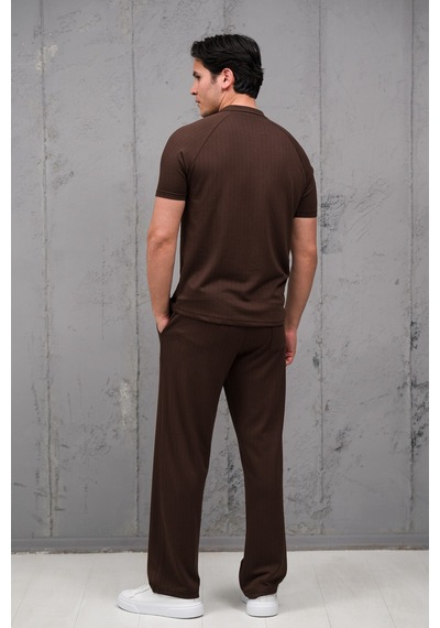 Mass Plus Regular Fit Likralı Kendinden Çizgili Yarım Baggy Pantolonlu T-shirt Takım Kahverengi Mass Plus Regular Fit Likralı Kendinden Çizgili Yarım Baggy Pantolonlu T-shirt Takım Kahverengi