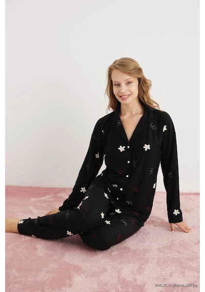 Pijamoni Kadın Önden Düğmeli Uzun Kollu Papatya Desenli Pijama Takımı Siyah