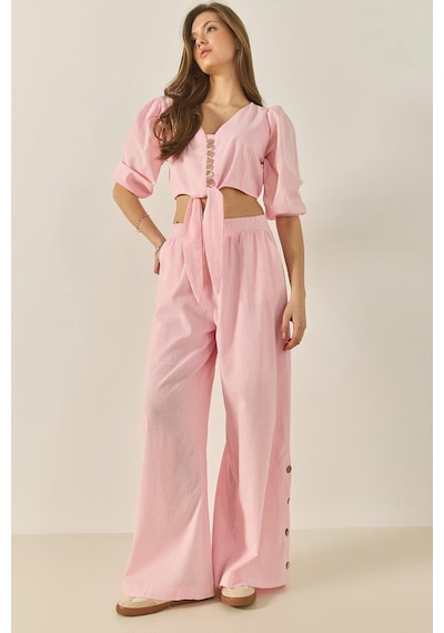 Shade Kadın Bağlama Detaylı Bluz Astarlı Paçası Düğmeli Pantolonlu Astarlı Alt-üst Takım 9266 60281046 - Şeker Pembe Shade Kadın Bağlama Detaylı Bluz Astarlı Paçası Düğmeli Pantolonlu Astarlı Alt-üst Takım 9266 60281046 - Şeker Pembe