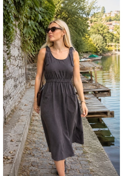 Armonika Kadın Füme Beli Ve Askıları Lastikli Cepli Keten Görünümlğ Midi Boy Elbise Arm-24y001034 Armonika Kadın Füme Beli Ve Askıları Lastikli Cepli Keten Görünümlğ Midi Boy Elbise Arm-24y001034