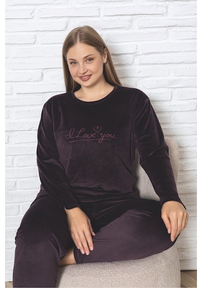 Büyük Beden Kırmızı Likralı Soft Kadife Pijama Takımı Mürdüm