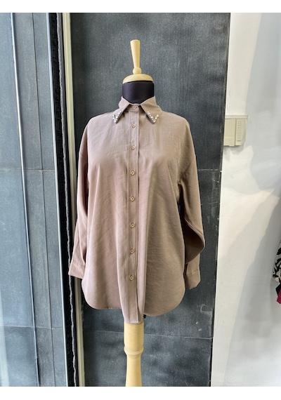 Pera Moda Yakası Taşlı Modal Kumaş Oversize Kadın Gömleği Açık Kahverengi
