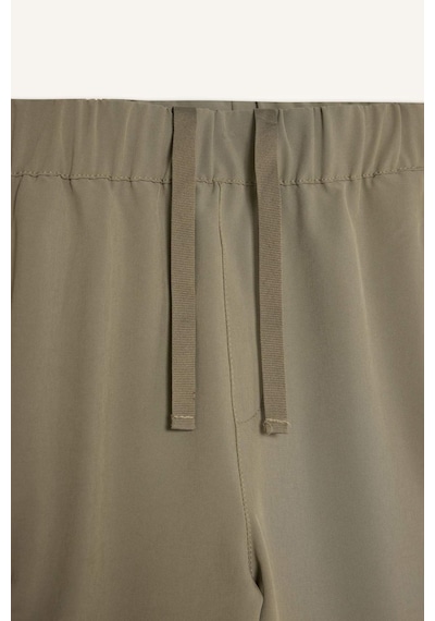 DeFactoFit Sporcu Jogger Eşofman Altı Slim Fit Dar Kesim Dokuma Kargo Cepli Standart Paça D3884AX24WNKH465