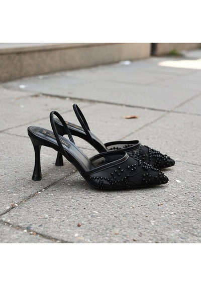 Lebibe Shoes Meggıe Kadın Siyah Sivri Burun 7 Cm Topuklu Tül Üzerine İnci İşlemeli Slingback Ayakkabı
