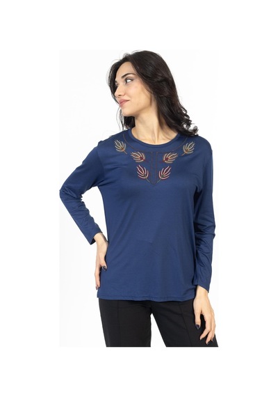Mutlu City Yeni Model Nakış İşlemeli Yuvarlak Yaka Likralı Anne Penye Bluz 6440-indigo İndigo Mutlu City Yeni Model Nakış İşlemeli Yuvarlak Yaka Likralı Anne Penye Bluz 6440-indigo İndigo